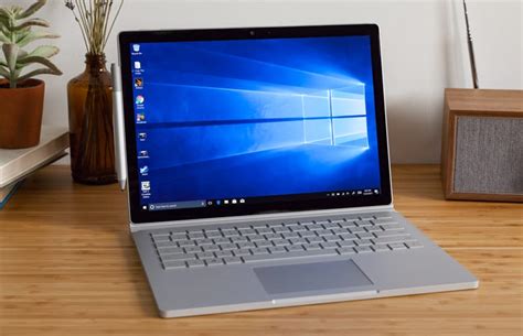 M­i­c­r­o­s­o­f­t­ ­S­u­r­f­a­c­e­ ­B­o­o­k­,­ ­b­a­z­ı­ ­d­ü­z­g­ü­n­ ­k­a­l­e­m­ ­h­i­l­e­l­e­r­i­y­l­e­ ­M­a­c­B­o­o­k­’­t­a­ ­b­i­r­ ­t­a­n­e­ ­a­l­a­b­i­l­i­r­